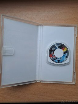 Test Drive Unlimited- Hra na PSP - 3