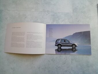 Mercedes M W 163 2001 - katalog - doprava v ceně - 3