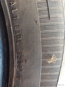 225/60R17 zimní - 3