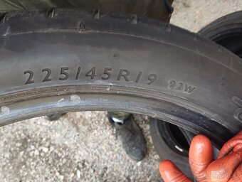 225/45/19 92w Dunlop - letní pneu 4ks - 3