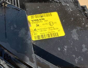 Volvo V40 přední pravé světlo - 3