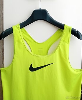 Nike dámské sportovní tílko vel. L - 3