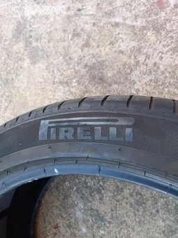 Prodám 2x letní 275/40R22 Pirelli - 3