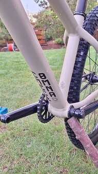 Commencal Absolut dirt kolo - 3