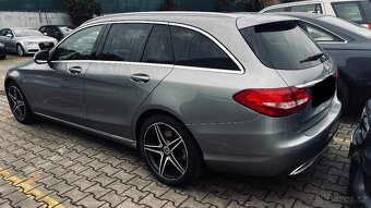 Mercedes Benz C220 CDi AMG - 3