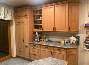 Kuchyně smrk masiv se spotřebiči, 5513 - 3