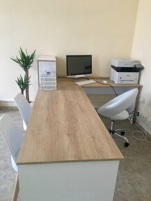 Recepční stůl - 3