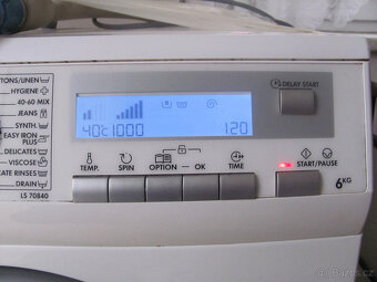 ÚZKÁ PRAČKA AEG - 6kg - - A++ - 3