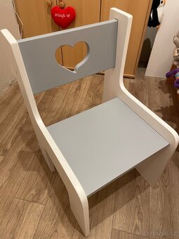 Dětský stolek s židličkou - 3