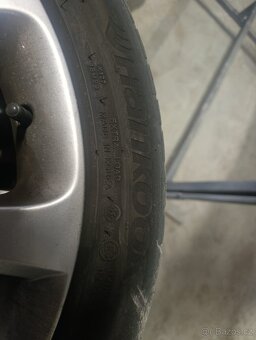Originál disky superb s pneu 225/45/R17 - 3