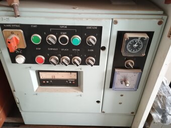 chemický pracovní box, mycí stůl - 3