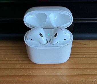 AirPods 2 - 3