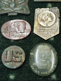 Různé velmiv staré odznaky z doby Rakouska Uherska a jiné - 3