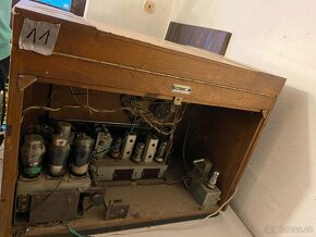 Rozhlasová ústředna Tesla ZZIV + sada náhradních elektronek - 3