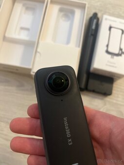 INSTA360 X3 + Smallrig frame + Stativ + 1x baterie navíc - 3