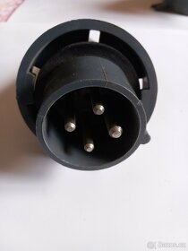 koncovka na kabel, starý jistič 6 A - 3