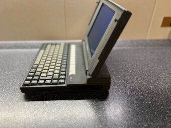 Commodore C286-LT - 3