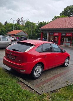 Ford Focus mk2 1.8i 92kw TITANIUM - 3