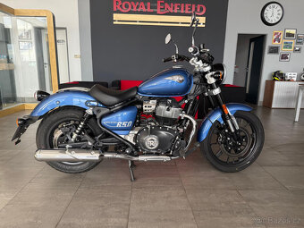 Royal Enfield, Super Meteor 650 - 3