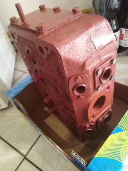 Hlava Zetor 25 - 3