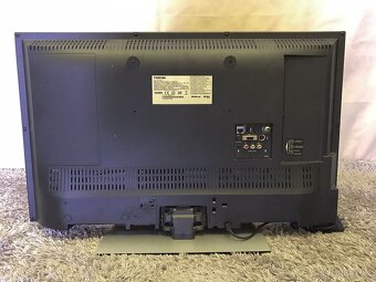 Toshiba 32inch Smart TV - 3