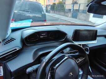 Peugeot 2008 - 3