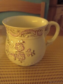 Starožitný  hrnek - 3