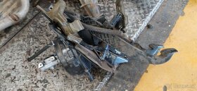 Volkswagen Transporter T4 - náhradní díly - 3