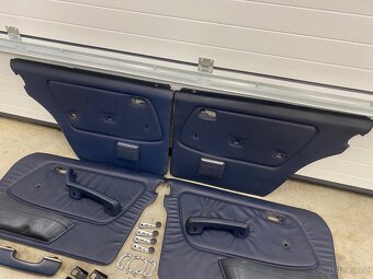 Mercedes w123 výplně dveří - 3