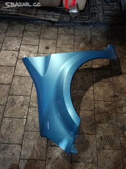 Levý přední blatník Renault Modus (2004) J42 - 3