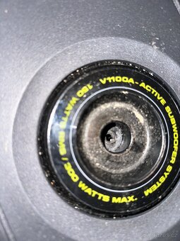 Aktivní subwoofer do rezervního kola - 3