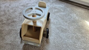 Autíčko s kostkami - 3