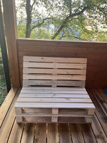 Zahradní lavička z palet, DIY - 3