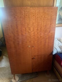 Staré dřevěné skříně - 3