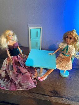 Barbie nábytek  pro panenky. - 3