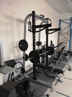 Precor Half Rack - 3