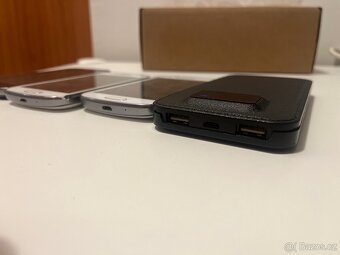 Telefony Samsung a powerbanka - 3