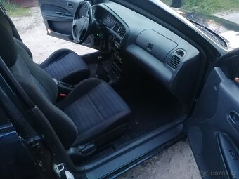 Mazda 323 - 3