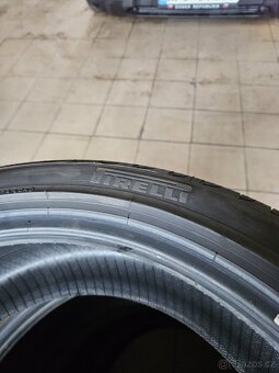 Pirelli Cinturato P7 235/40 R19 DOT 0524 - 3