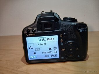 Canon EOS 500D + EF-S 18-55mm f/3,5 - 5,6 - 3