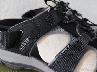 NOVÉ Keen, vel. US 13, 47 - 3