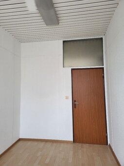 Pronájem kanceláře 13m2, Zvonařka, Brno - 3
