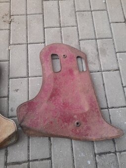 Jawa kývačka kryty motoru - 3