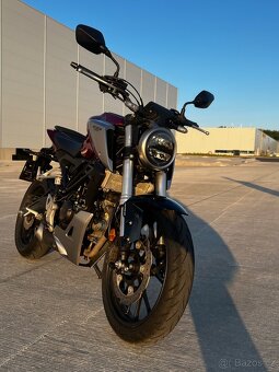Honda CB125R - 3