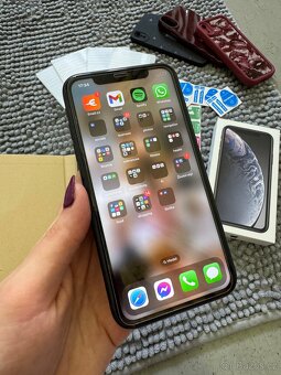Apple iPhone XR 128GB černý + ochranná skla + kryty - 3
