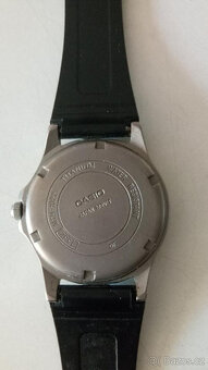 Titanové hodinky - Casio - 3