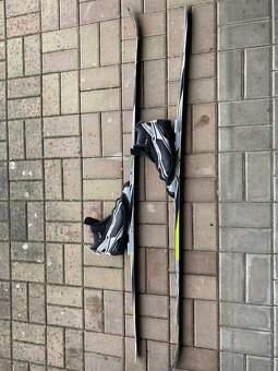 Set dětské běžecké lyže 150cm a boty stélka 24cm - 3