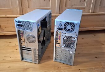 2x PC skříň se zdrojem + monitor Hp - 3