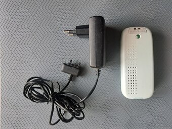 Sony Ericsson j220i - 3