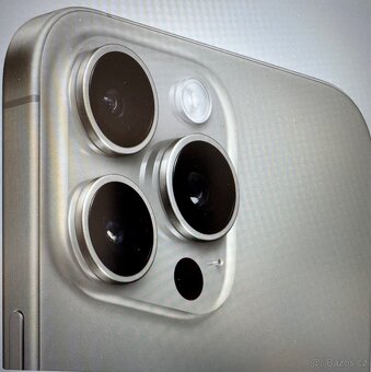 Apple iPhone 15 Pro Max TOP  - 3